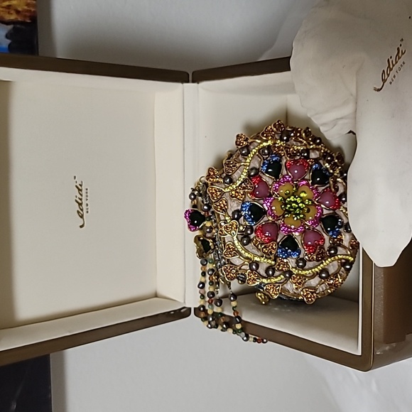 EDIDI 💯 AUTHENTHIC VINTAGE EVENING BAG MULTI COLOR CRYSTALS PRE-OWNED NWT - Picture 1 of 16